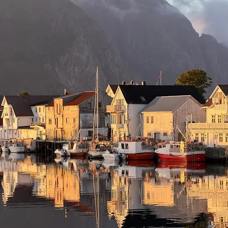 With Spectacular Views Henningsvær