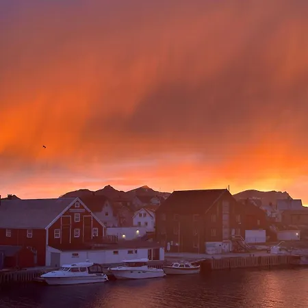 Lägenhet With Spectacular Views Henningsvær